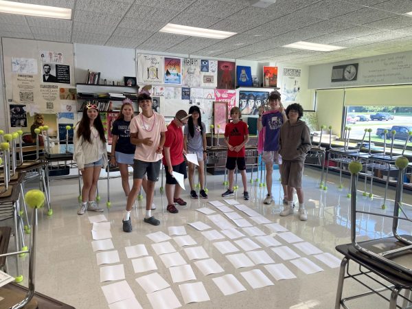 A link crew group engages in a group activity.